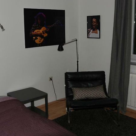 Jazzy Apartment ซาเกร็บ ภายนอก รูปภาพ
