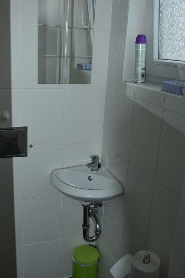 Jazzy Apartment ซาเกร็บ ภายนอก รูปภาพ