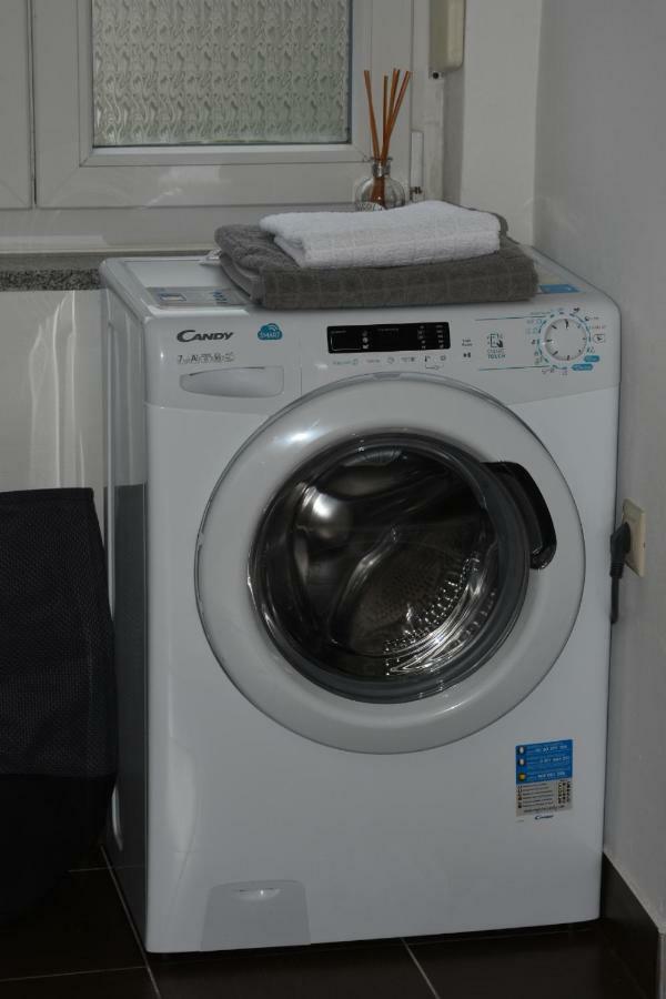 Jazzy Apartment ซาเกร็บ ภายนอก รูปภาพ
